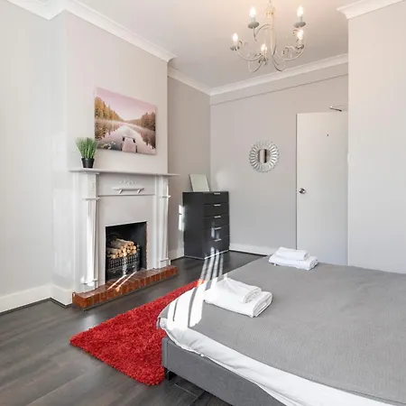 Chrystal Palace Stays With Free Parking Lambeth Londres Extérieur photo
