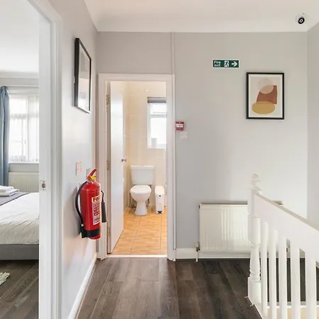 Chrystal Palace Stays With Free Parking Lambeth Londres Extérieur photo