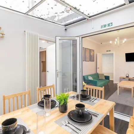 Chrystal Palace Stays With Free Parking Lambeth Londres Extérieur photo