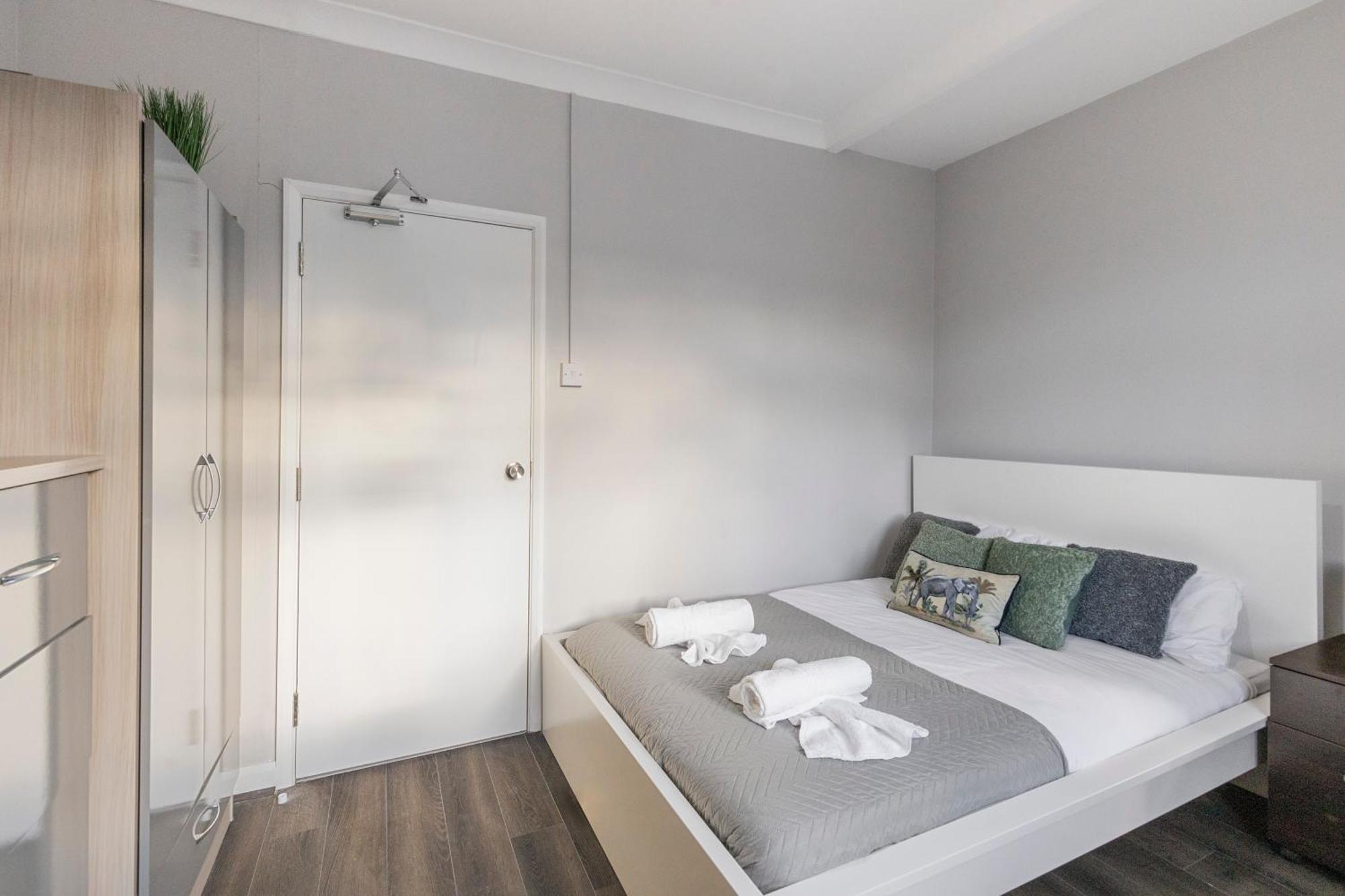 Apartment Chrystal Palace With Free Parking Lambeth London